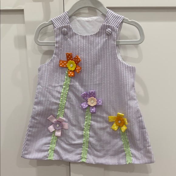 Lavender/White Seersucker Dress with Floral Appliqués 9-18M - Picture 1 of 8
